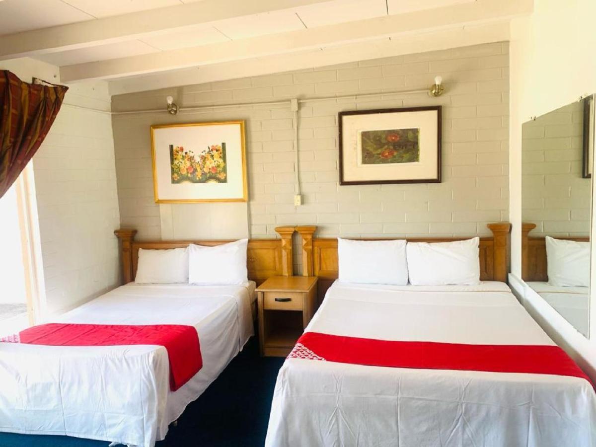 Oyo Oasis Motel Las Vegas I-15 Екстер'єр фото