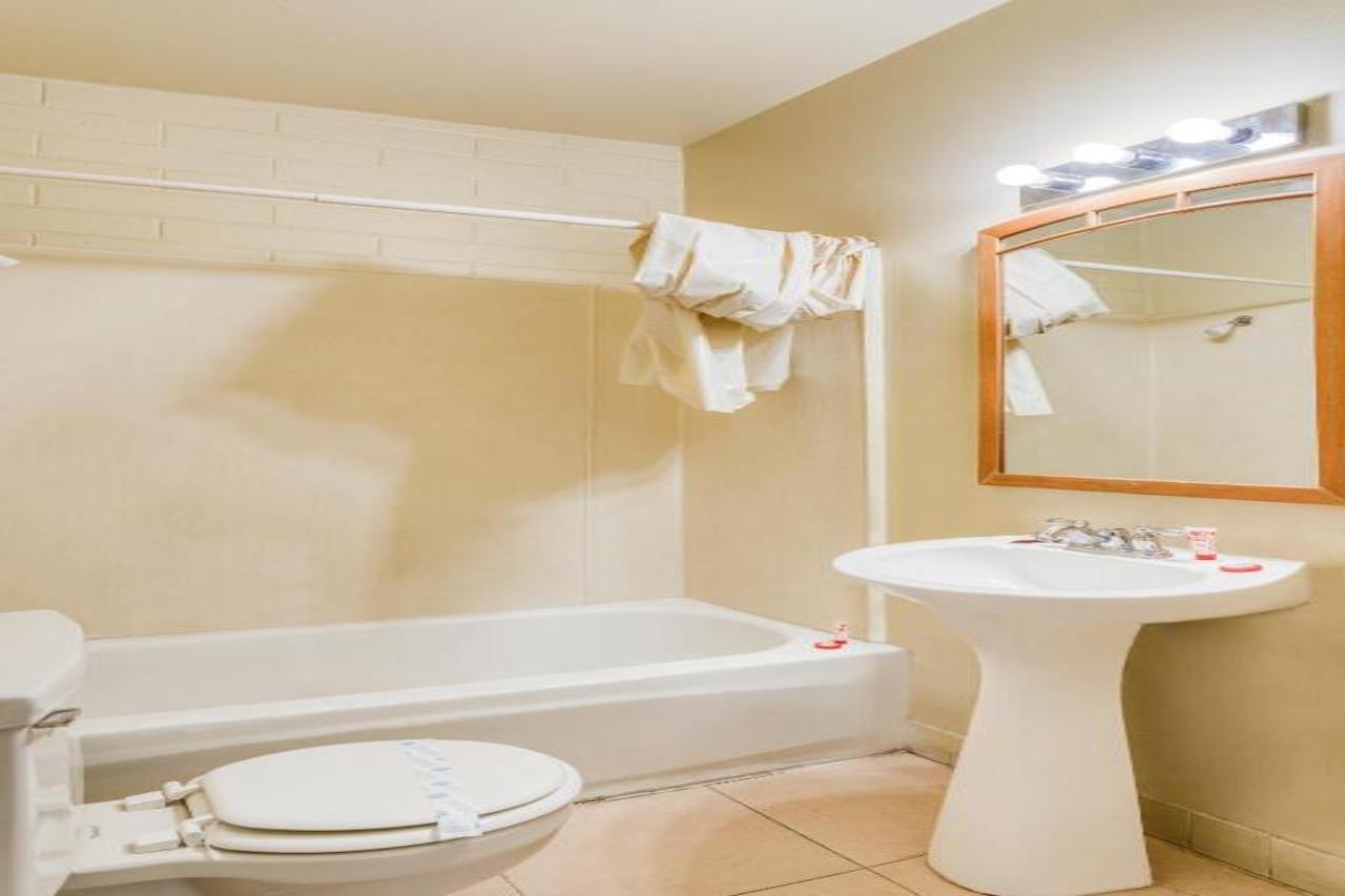 Oyo Oasis Motel Las Vegas I-15 Екстер'єр фото