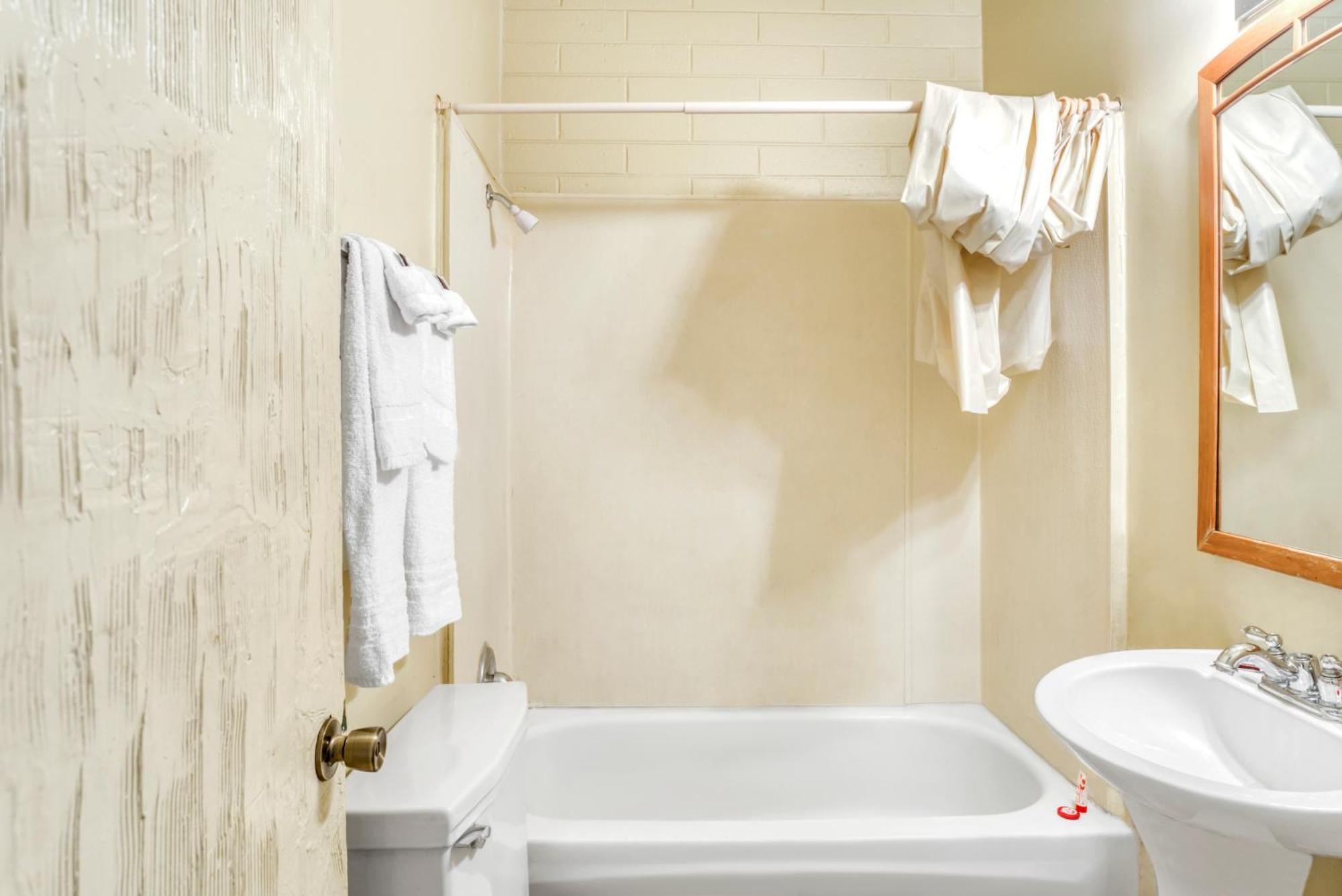 Oyo Oasis Motel Las Vegas I-15 Екстер'єр фото
